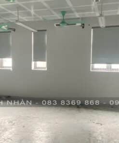 Tổng quan sản phẩm rèm cuốn trơn phủ nhũ B3008
